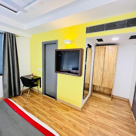 Hotel At Residency Kaushambi Couple Friendly Ghaziabad Eksteriør billede