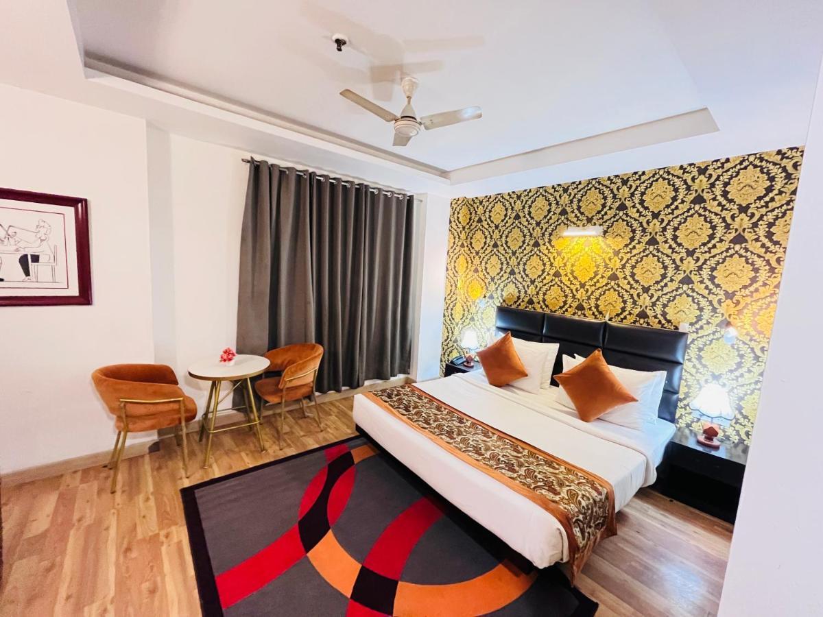 Hotel At Residency Kaushambi Couple Friendly Ghaziabad Eksteriør billede