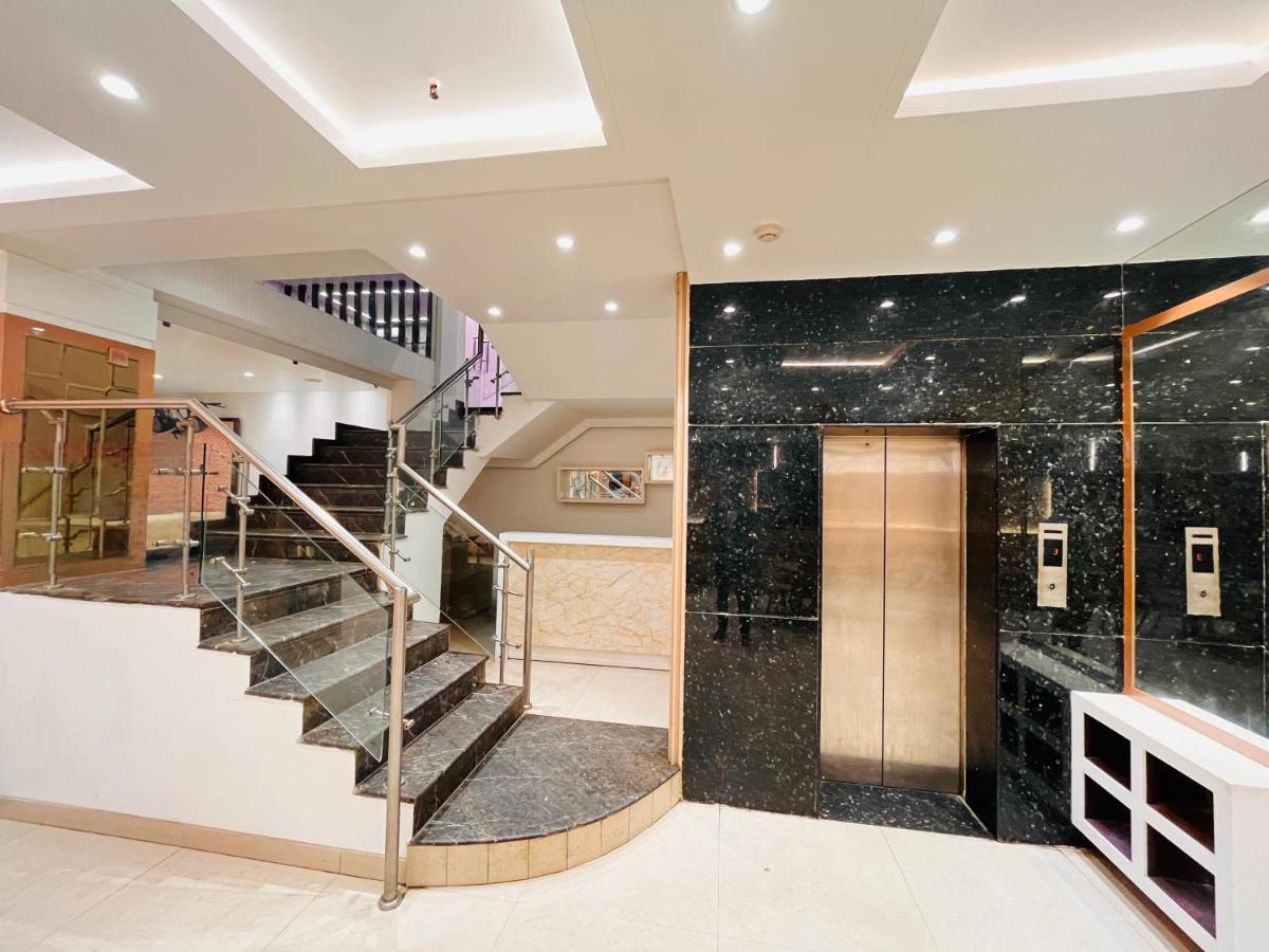 Hotel At Residency Kaushambi Couple Friendly Ghaziabad Eksteriør billede