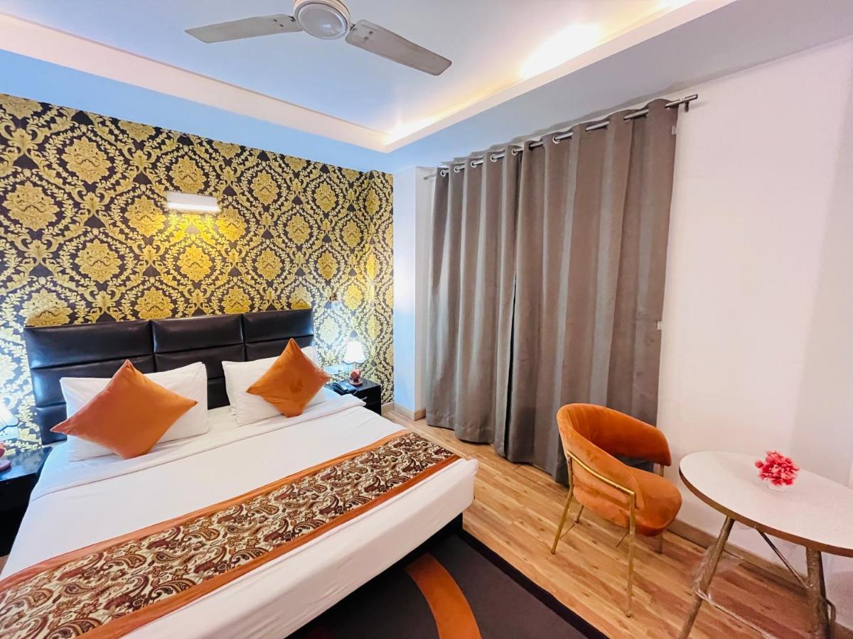 Hotel At Residency Kaushambi Couple Friendly Ghaziabad Eksteriør billede