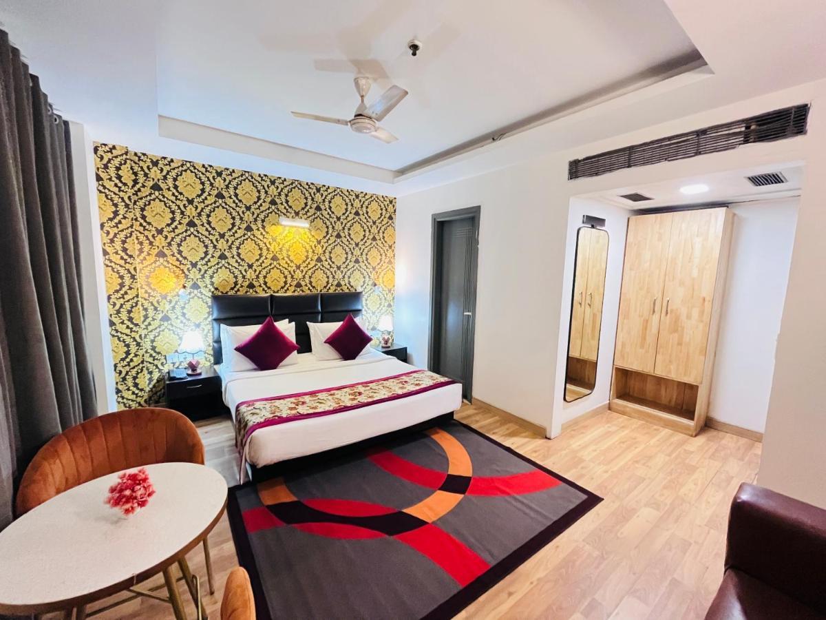Hotel At Residency Kaushambi Couple Friendly Ghaziabad Eksteriør billede