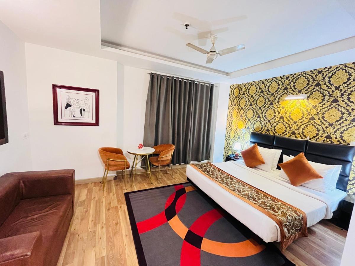 Hotel At Residency Kaushambi Couple Friendly Ghaziabad Eksteriør billede