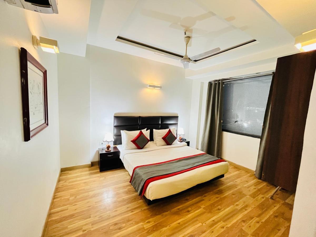 Hotel At Residency Kaushambi Couple Friendly Ghaziabad Eksteriør billede