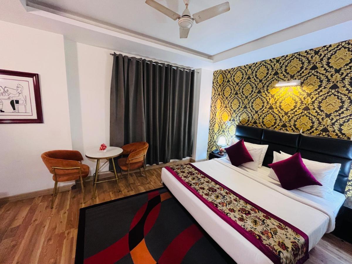 Hotel At Residency Kaushambi Couple Friendly Ghaziabad Eksteriør billede