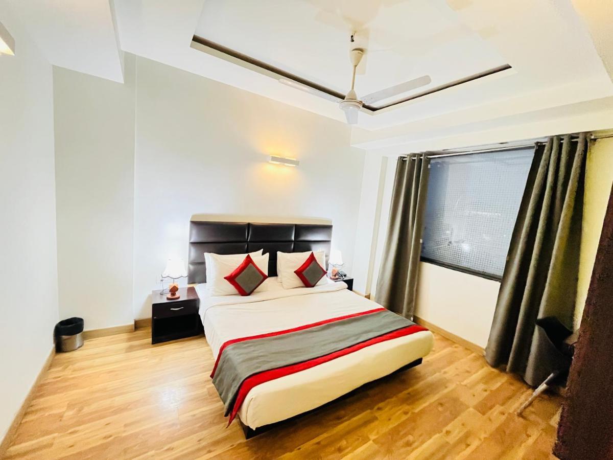 Hotel At Residency Kaushambi Couple Friendly Ghaziabad Eksteriør billede
